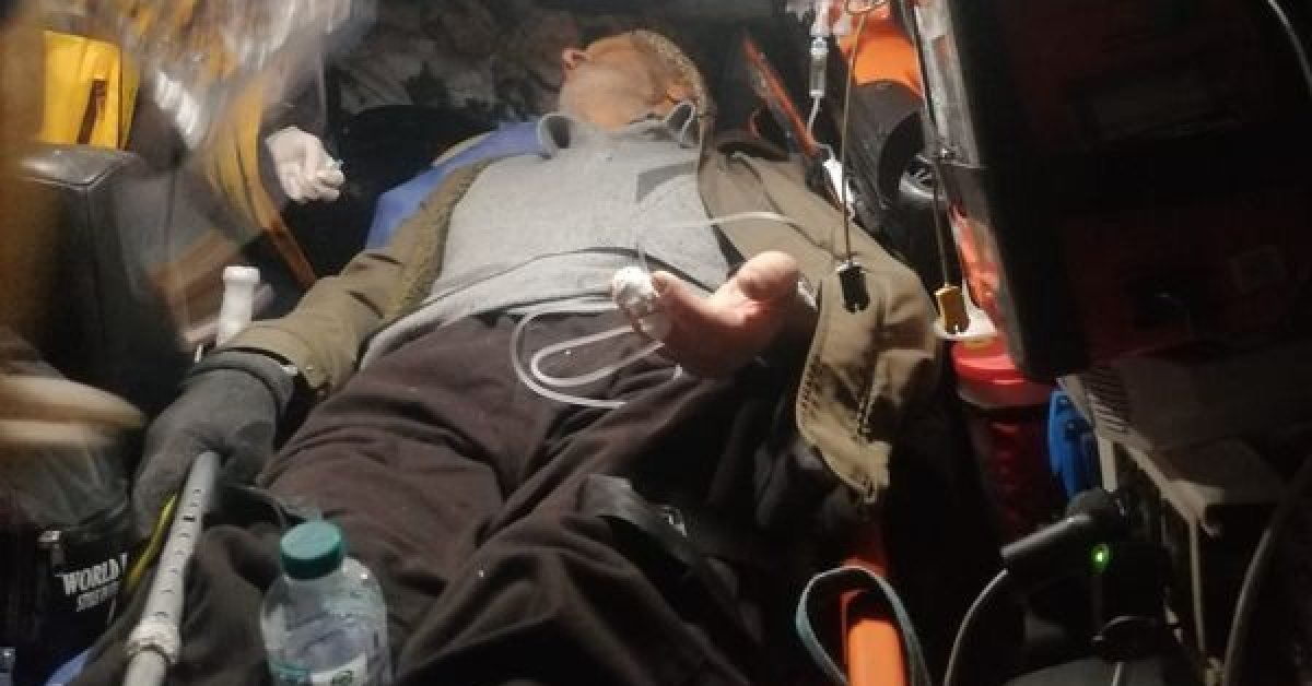 Köy yolu kapandı, Gürcistan üzerinden hastaneye ulaştırıldı