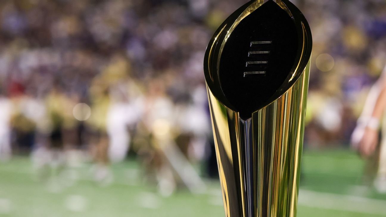 Sources: College Football Playoff to remain at 12 teams