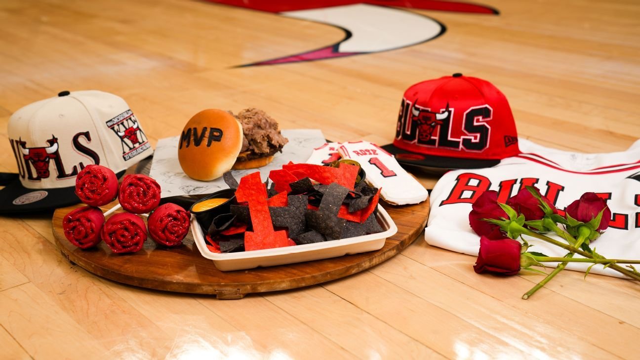 Derrick Rose’s jersey retirement to include special concession items