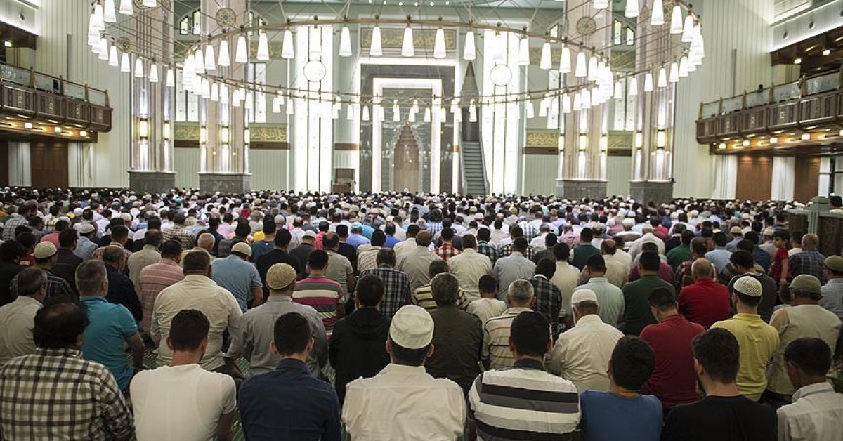 Cuma namazı saat kaçta? Diyanet ile 23 Ocak 2026 Cuma İzmir, Ankara, İstanbul il il namaz vakitleri belli oldu