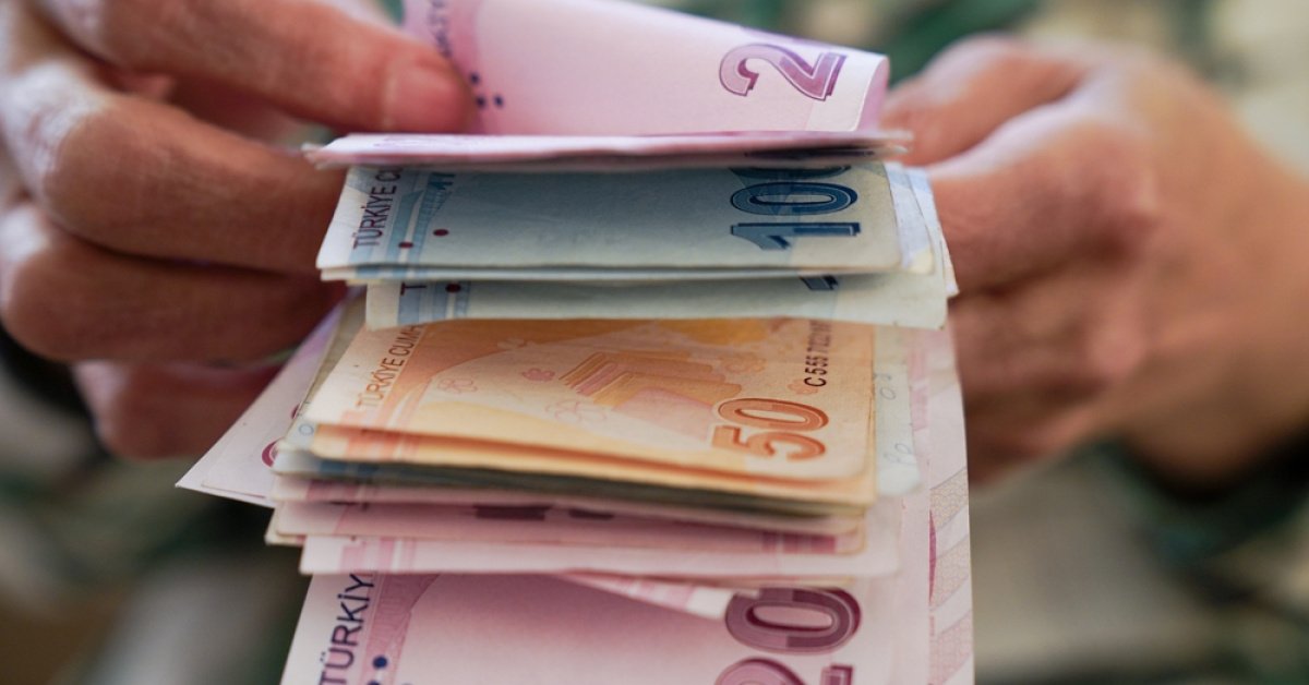 Emekli pazar desteği ne kadar, kimler alabilir, ödemeler ne zaman hesaba yatar?