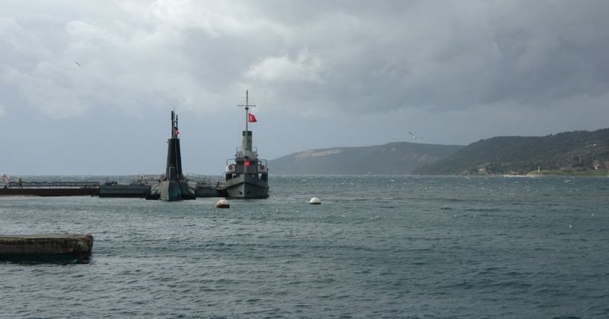 Son dakika: Meteoroloji sarı kod vermişti! Çanakkale’de gemi geçişlerine fırtına engeli