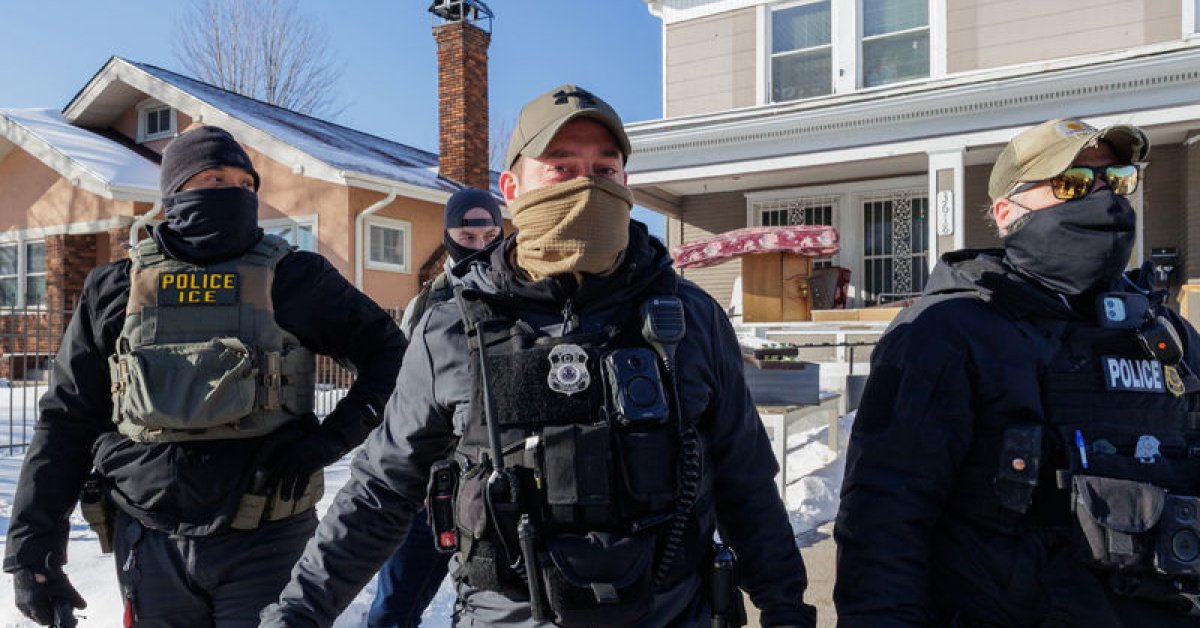 ABD’nin Texas ve Minnesota eyaletlerindeki ICE karşıtı protestolarda 18 kişi gözaltına alındı