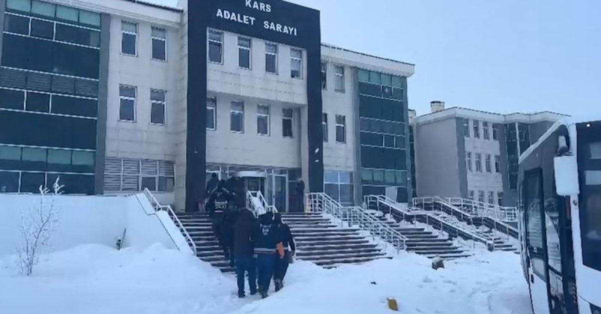 20 gözaltı, fuhuşa sürüklenen 21 kadın kurtarıldı