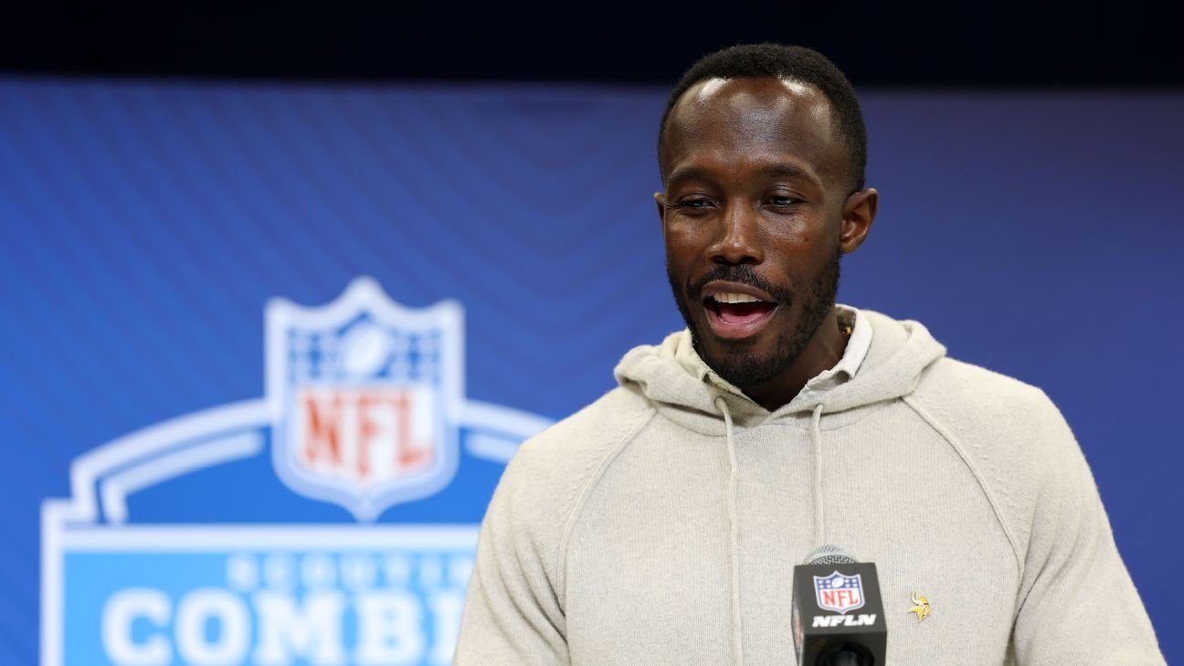 Vikings fire GM Kwesi Adofo-Mensah after 4 seasons