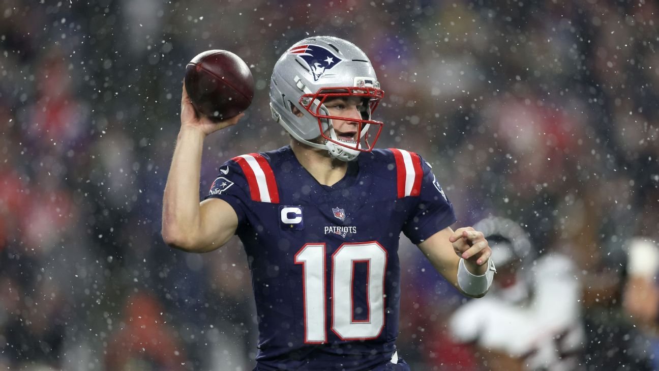 Patriots QB Maye misses practice with illness, Vrabel says