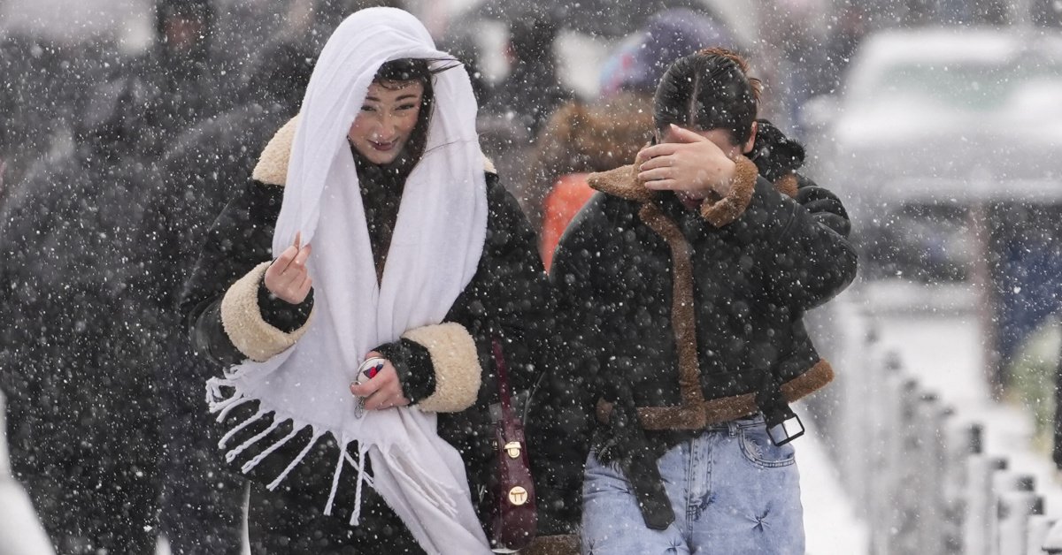 AKOM’dan flaş uyarı! 4 Şubat’a kadar sürecek! Fırtına, sağanak ve karla karışık yağmur – Son dakika hava durumu