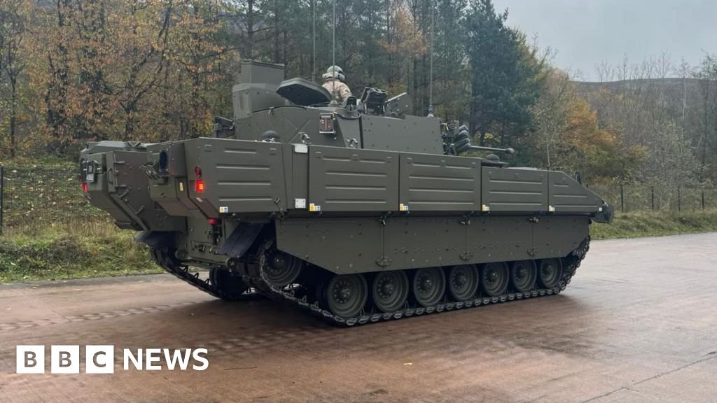 Defence Minister Luke Pollard angry over Ajax vehicles troubles