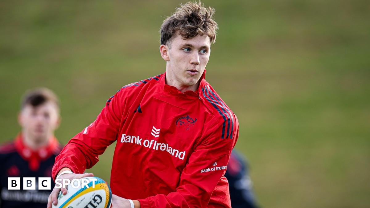 United Rugby Championship: Tom Wood set to make Munster debut against Glasgow Warriors