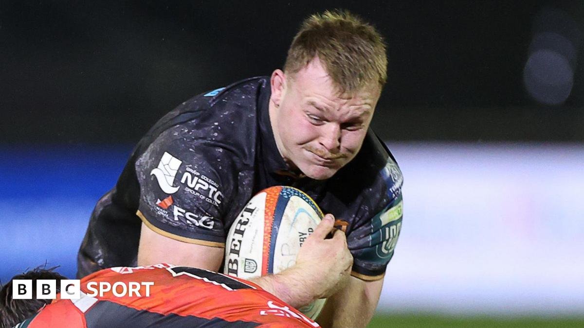 Dewi Lake: Ospreys captain says players will keep fighting for survival