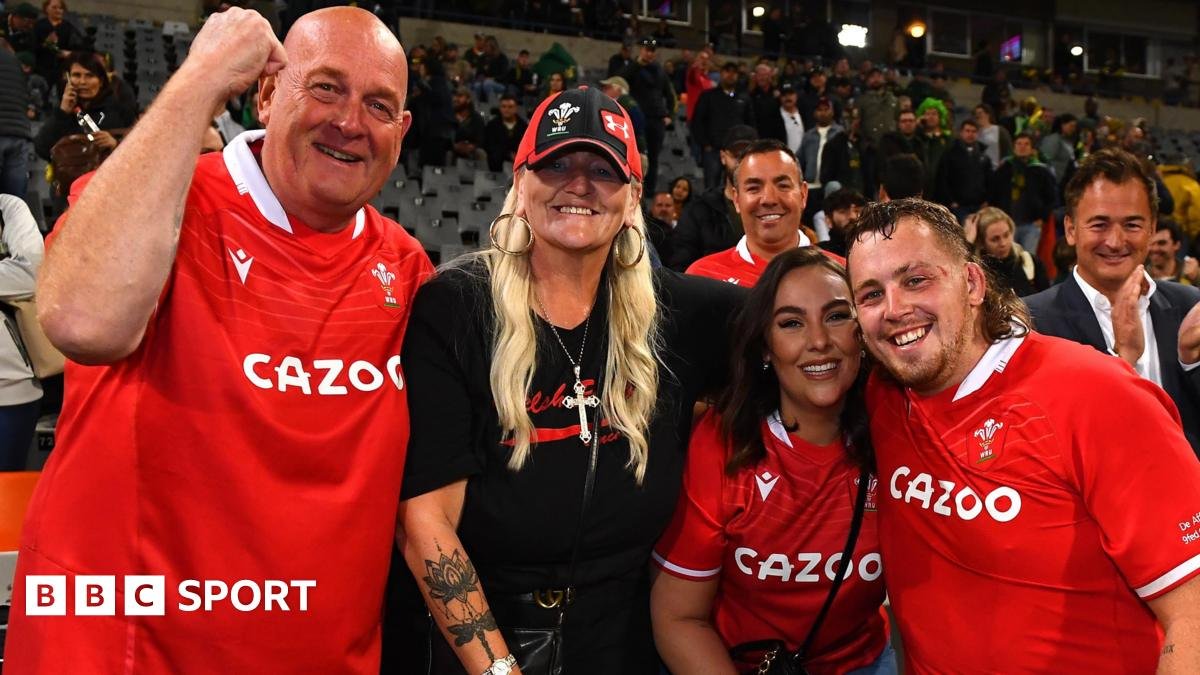 Six Nations: Sam Wainwright’s emotional Wales return after death of father
