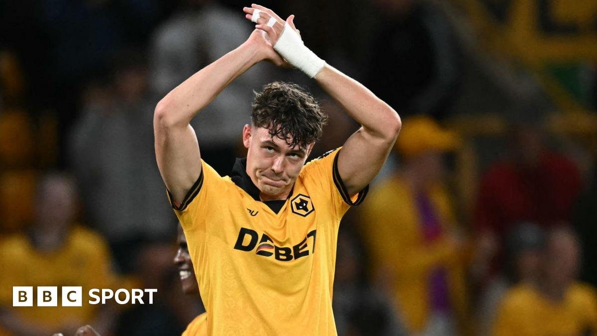 Jorgen Strand Larsen: Wolves reject Leeds offer for Norway striker