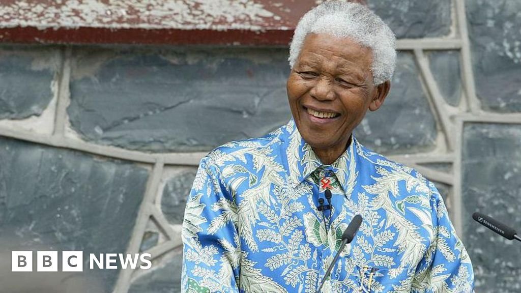 South African court clears path for sale of Nelson Mandela’s personal items