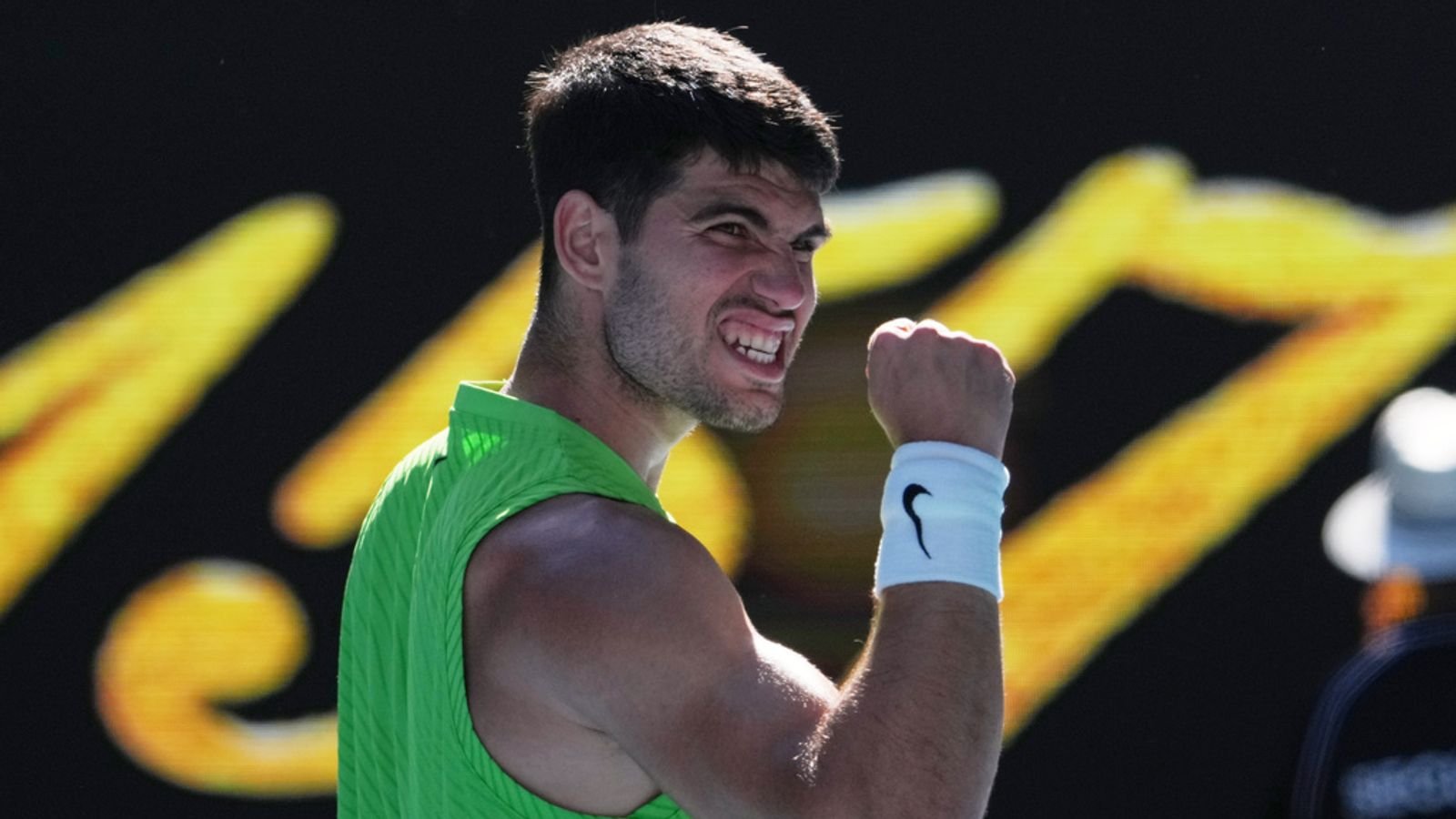 Australian Open: Carlos Alcaraz dazzles in trick-shot fest as Daniil Medvedev and Learner Tien meet again | Tennis News