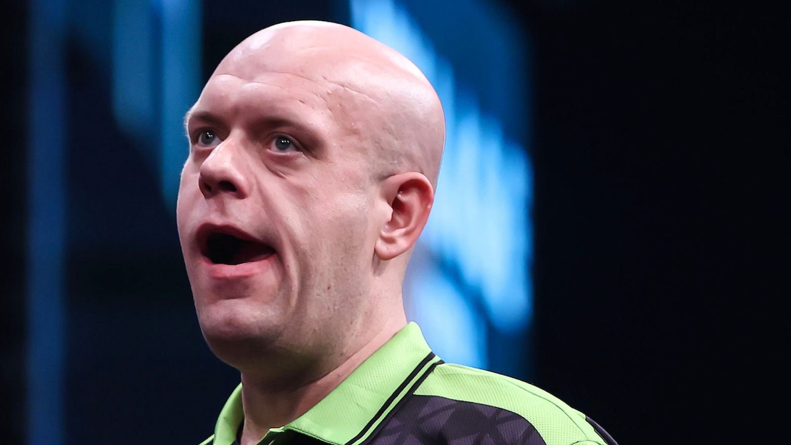 Winmau World Masters darts: Michael van Gerwen makes shock exit as Gian van Veen, Gerwyn Price make winning starts | Darts News