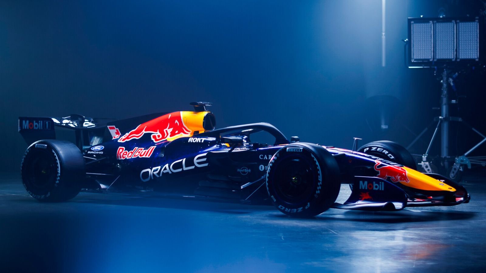 F1 testing LIVE! Red Bull, McLaren reveal 2026 cars as shakedown begins