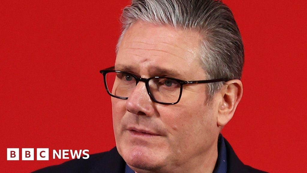 Cabinet ministers rally round PM as Sarwar calls for him to quit