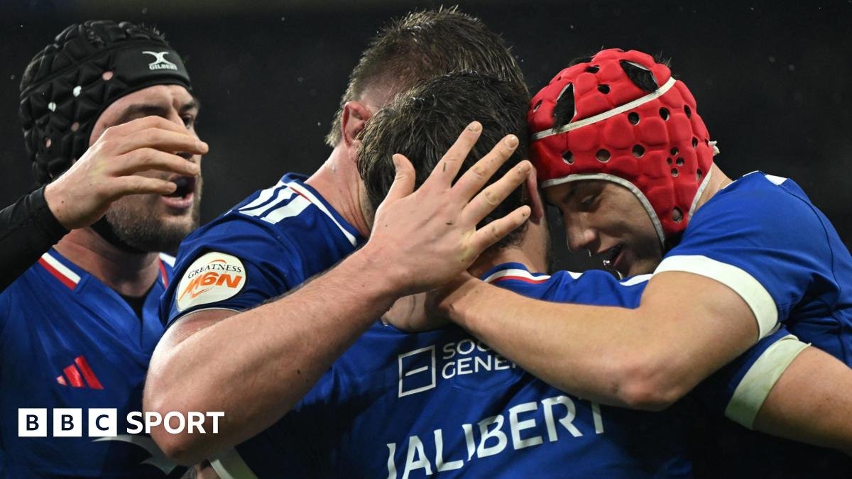 France 36-14 Ireland: Les Bleus open Six Nations defence with thumping win in Paris