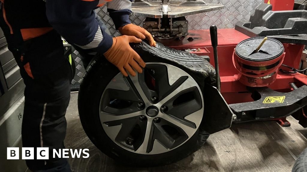 What is behind the spike in pothole related call-outs?