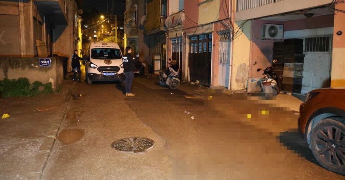 İzmir’de yol verme kavgası kanlı bitti: 7 yaralı