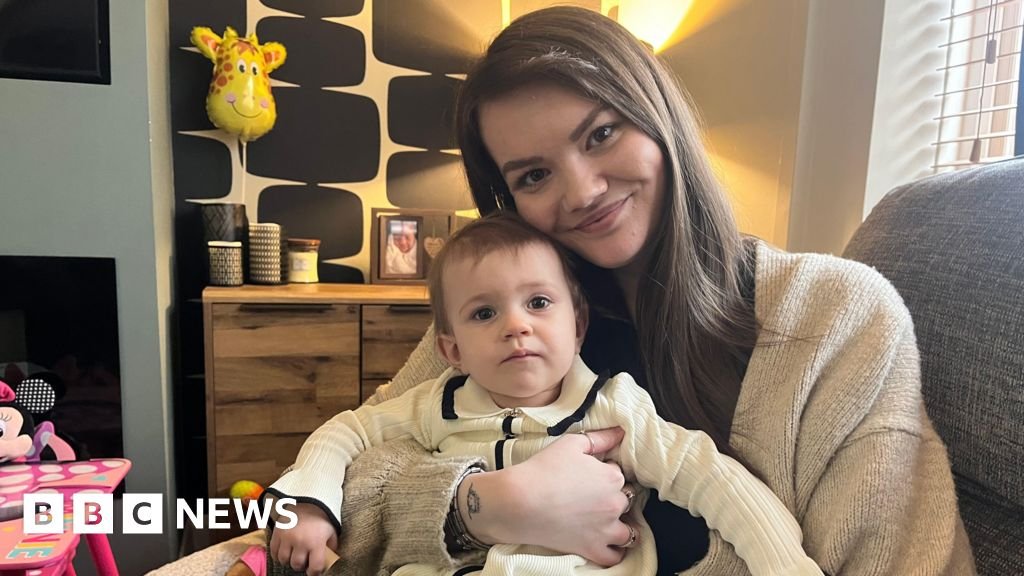 My shock at becoming a mum after teenage cancer treatment