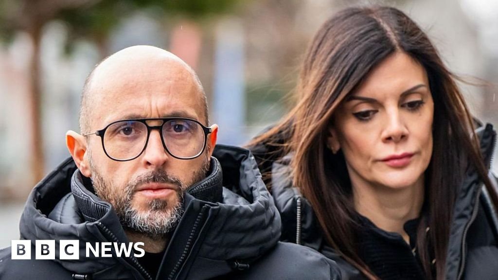 Swiss bar owners face questions from victims' lawyers over fire disaster