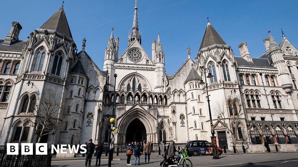 Lawyer for Mail publisher tells court she did not lie to Leveson Inquiry