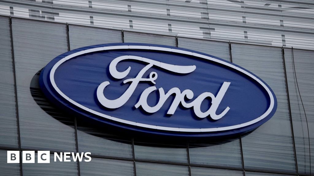 Ford says it took an extra $900m Trump tariff hit last year