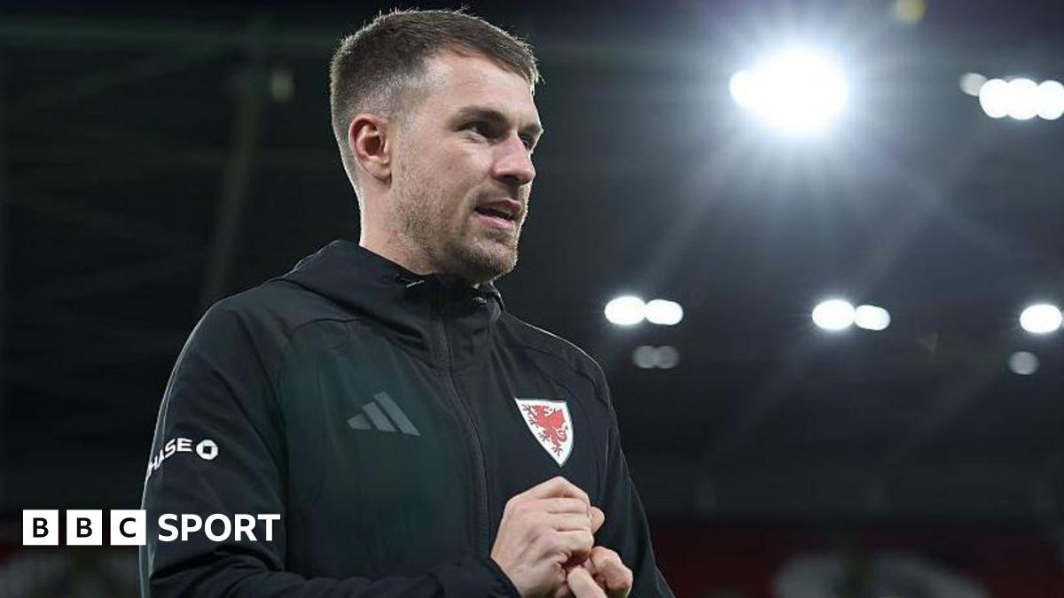 Aaron Ramsey: Wales boss Craig Bellamy will not push player into decision on future